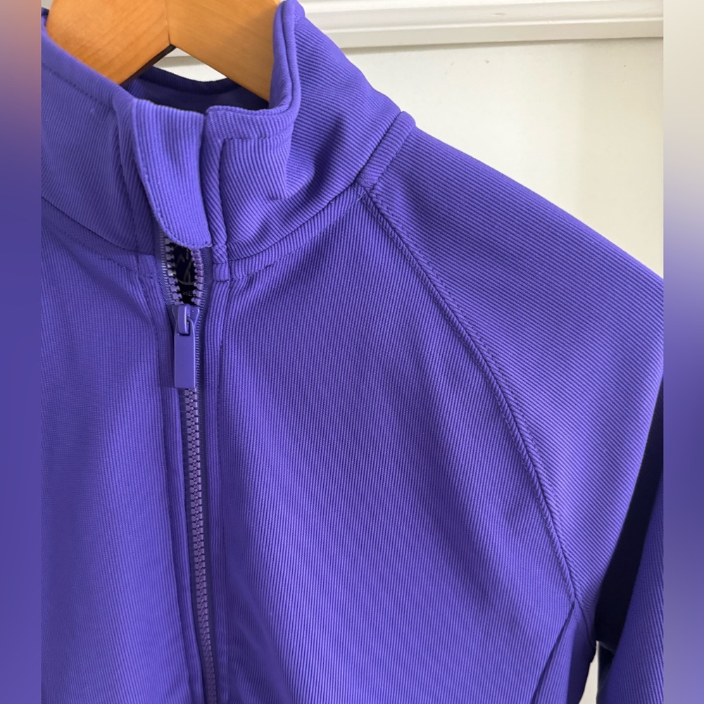 Move Theology purple zip jacket small - Picture 2 of 4